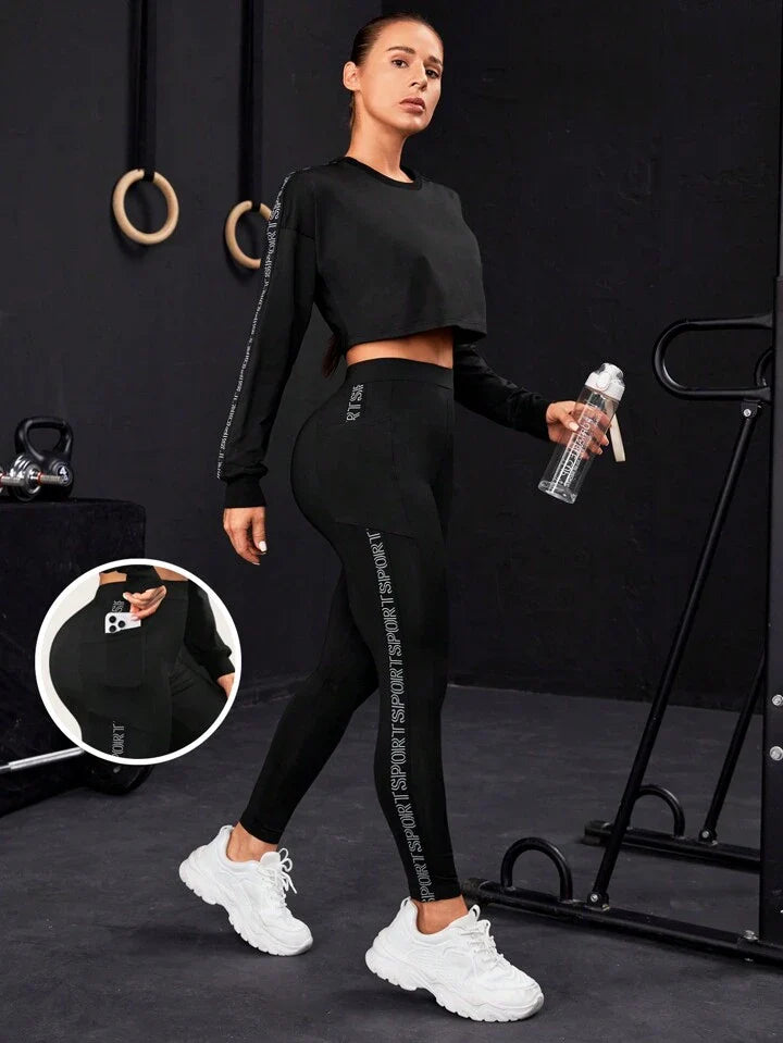 Running Letter Graphic Crop Sports Sweatshirt & Leggings